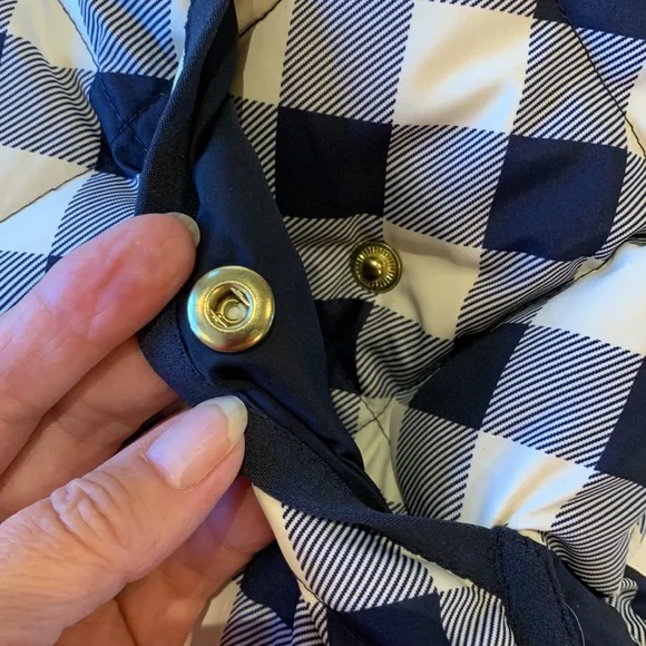 J. Crew Down Buffalo Check Puffer Vest Navy/White Medium EUC Reposhed - Picture 12 of 16
